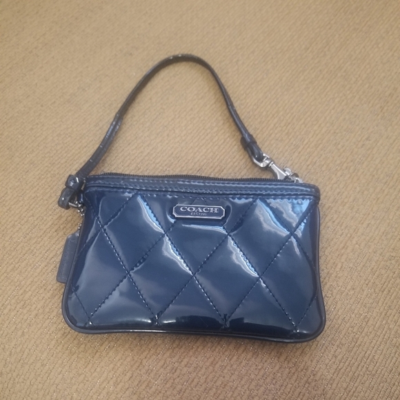 Coach Wristlet - Picture 5 of 9